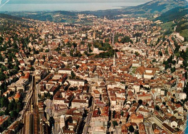 St Gallen SG Stadtpanorama mit Blick zum Bodensee