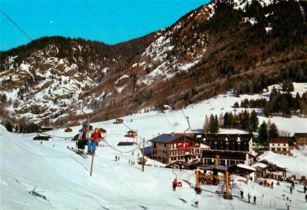 Le Grand-Serre La station au depart du telesiege de la