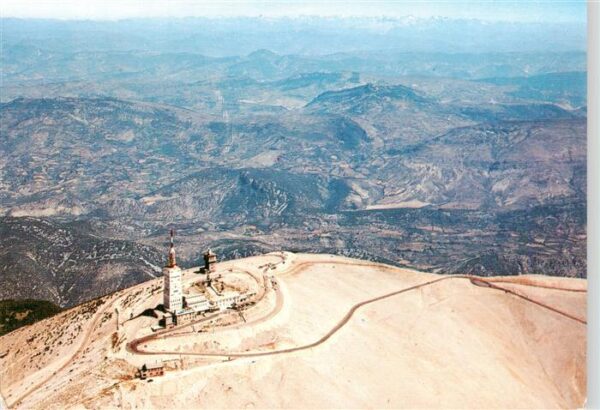 Le Mont Ventoux 84 Vaucluse En avion au dessus du sommet et de son
