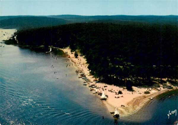 Lacanau 33 Gironde Le Camping du Tedey sur le Lac Vue aeri