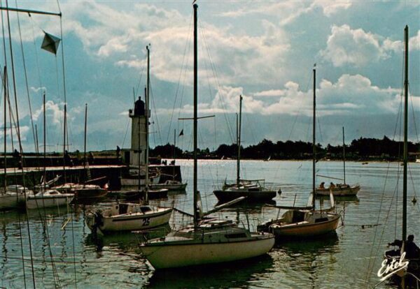 La Flotte Ile de Re 17 Charente-Maritime Coucher de soleil sur le port
