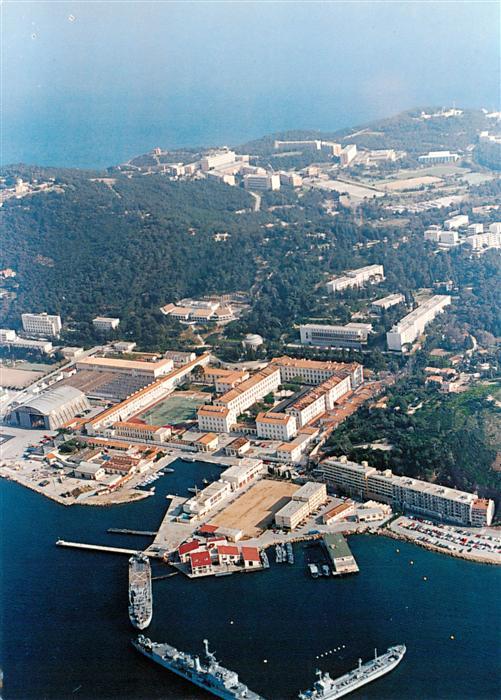Saint-Mandrier-sur-Mer 83 Var Vue aerienne du DIN et BAN et l’Ecole d