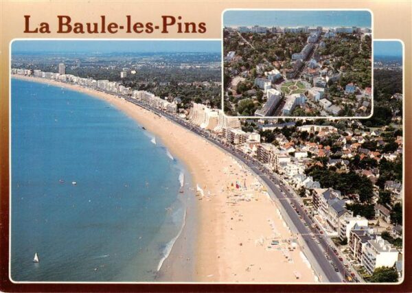 La Baule-les-Pins La Baule sur Mer 44 Vue aerienne La place des Palmiers et l
