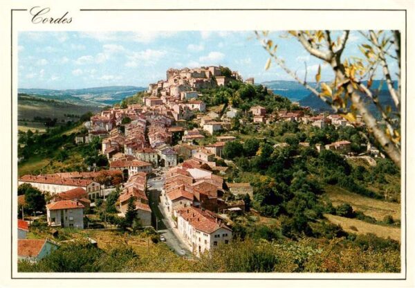 Cordes-sur-Ciel 81 Tarn Panorama Cité moyenageuse