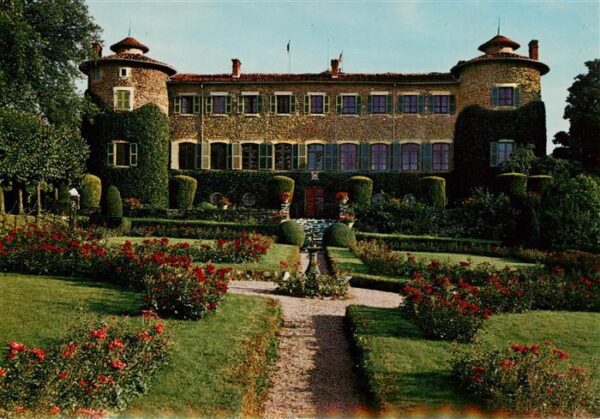 Chavaniac-Lafayette Facade du Château XIVe siècle où naquit