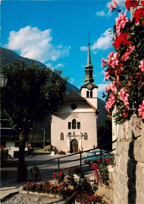 Les Houches 74 Haute-Savoie Centre fleuri et l'eglise