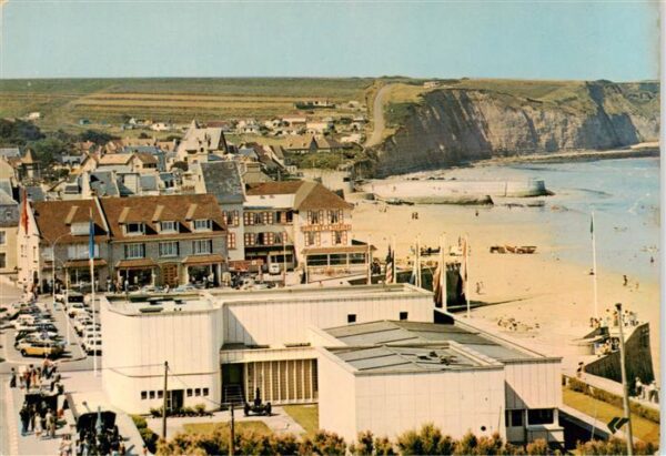 Arromanches-les-Bains 14 Calvados Port du Débarquement Musée Plage