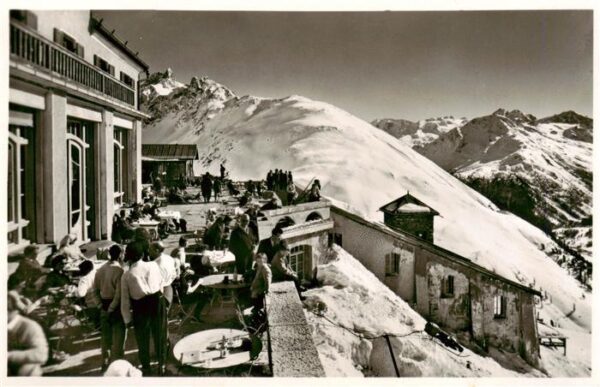 Muottas Muragl Muottas Murail 2453m GR Hotel Restaurant Sonnenterrasse