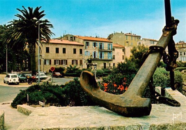 L Ile-Rousse 2B Haute-Corse Place Paoli et la Promenade de A Marine