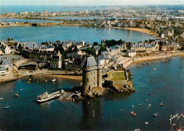 Saint-Servan-sur-Mer 35 Vue generale aerienne sur St Servan et