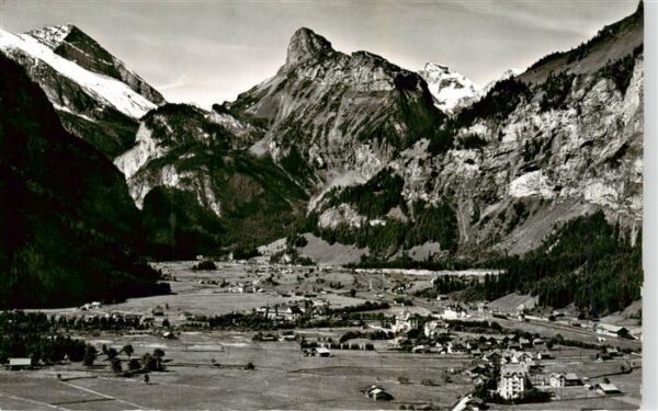 Kandersteg BE Panorama Blick gegen Gemmipass