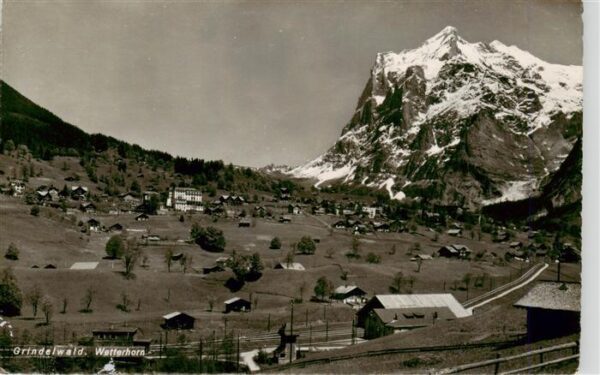 Grindelwald BE mit Wetterhorn