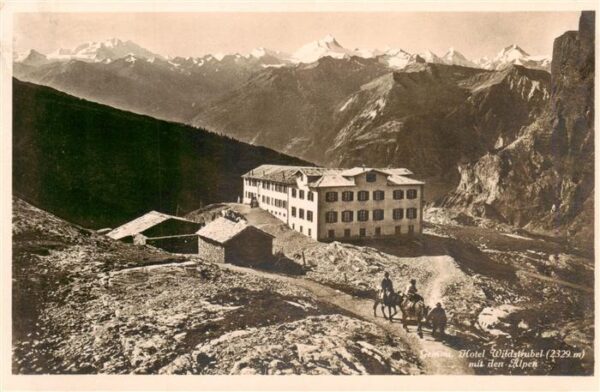 Gemmi VS Berghotel Wildstrubel mit den Alpen