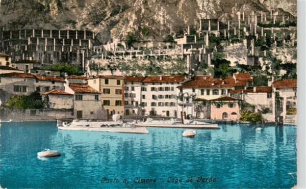 Porto di Limone sul Garda IT Panorama