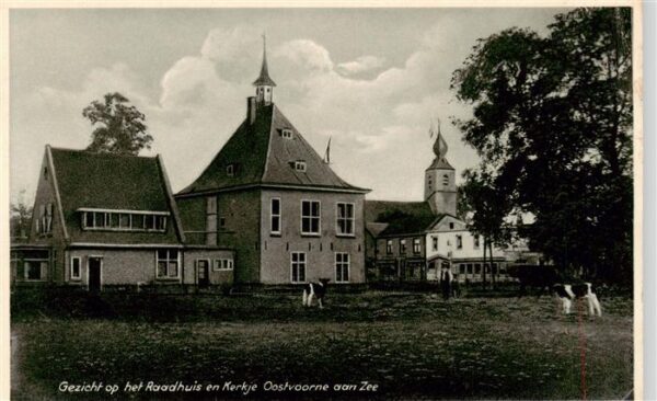 Oostvoorne aan Zee NL Raadhuis en Kerkje