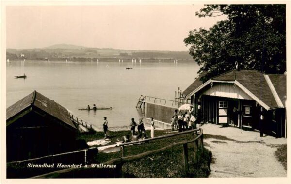 Henndorf Wallersee AT Strandbad