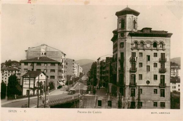 Irun Gipuzkoa ES Paseo de Colón