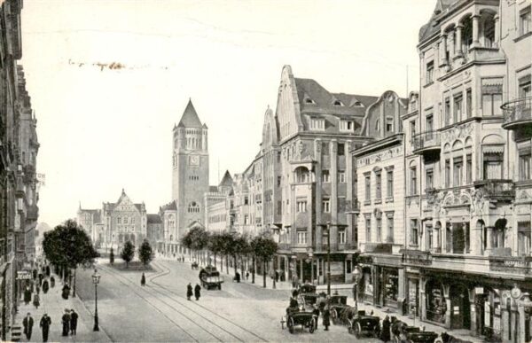 Posen Poznan St Martinstrasse und Schloss