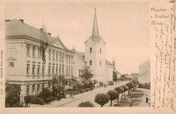 Kralove Mestec Kralove Koenigstaedtl Koenigstadtl CZ Motiv mit Kirche
