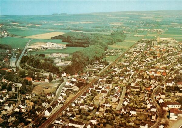Froendenberg Ruhr Luftaufnahme mit Schmellenbach-Haus und neuem Krankenhaus