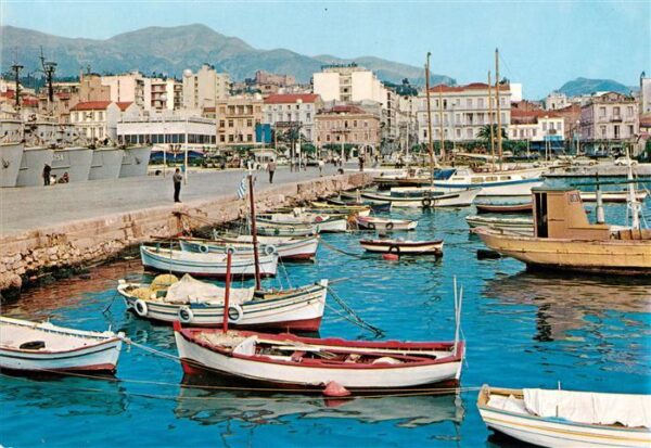 Patras Patrasso Greece Teilansicht Hafen