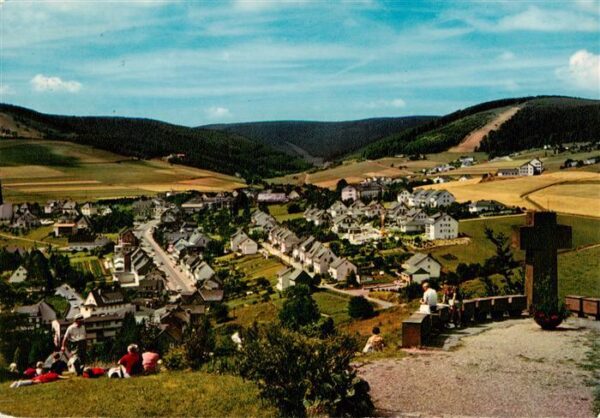 Willingen Sauerland Panorama Heilklimatischer Kurort und Wintersportplatz Ausbli