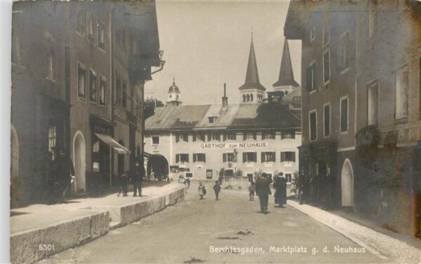 Berchtesgaden Marktplatz mit Gasthof Neuhaus