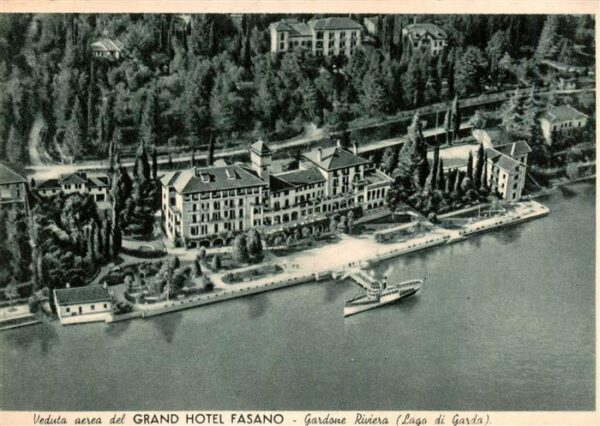 Gardone Riviera di Garda IT Grand Hotel Fasano veduta aerea