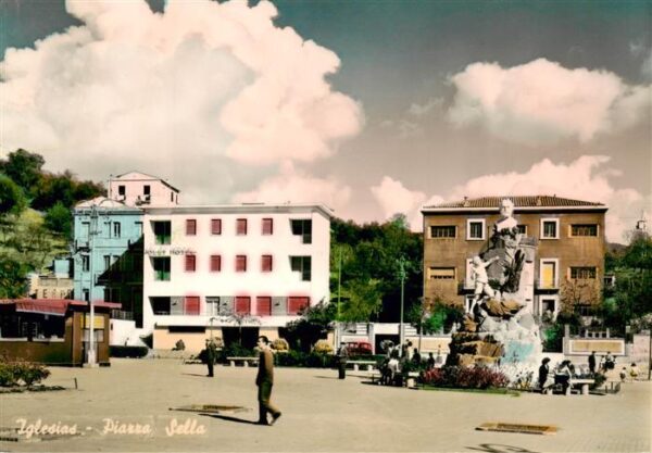 Iglesias Jglesias Sardinia Sardinien IT Piazza Sella Monumento