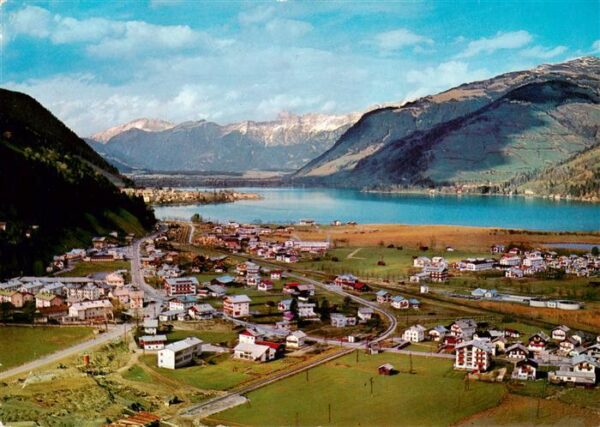Zell See AT Schuettdorf mit Steinernem Meer