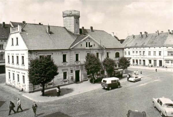 Lesna Ladung Bruex CZ Siedziba Miejskiej Rady Narodowe