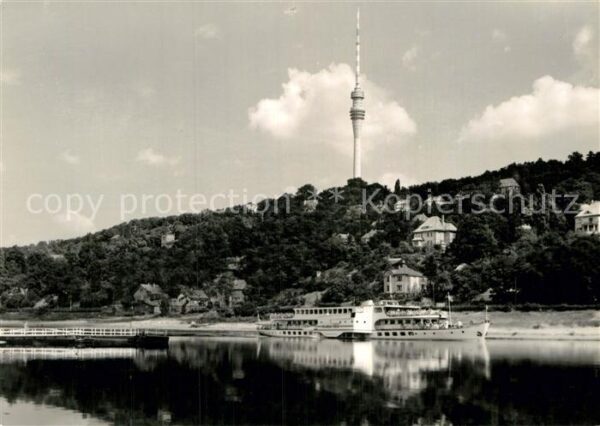 Wachwitz MS Wilhelm Pieck am Fernsehturm