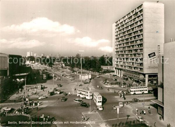 Berlin Bahnhof Zoo mit Hardenbergplatz