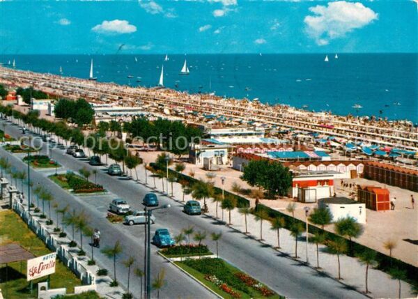 Riccione Viale al mare e spiaggia