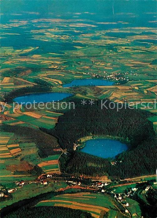 Daun Eifel Fliegeraufnahme mit Gemündener Weinfeld