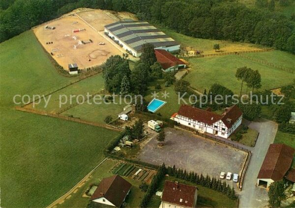 Bechen Allgaeu Fliegeraufnahme Reitanlage Bayenhof