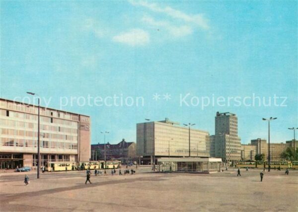 Leipzig Karl Marx Platz mit Hauptpost und Hotel