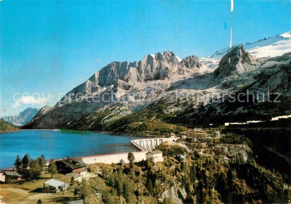 Marmolada Lago di Fedaia