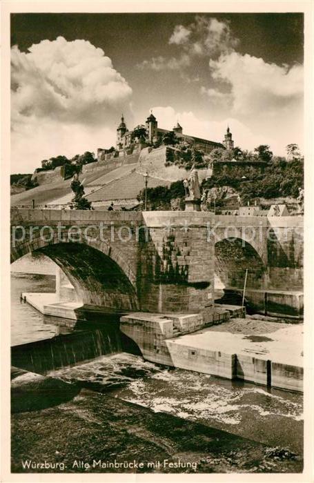 Wuerzburg Alte Mainbrücke mit Festung