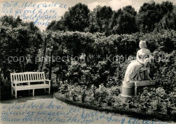 Bad Pyrmont Königin Luise Denkmal im Kurpark