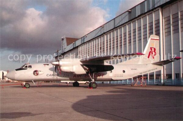 Flugzeuge Zivil Air Batory AN 26 SP-KWC Polish Air Forc