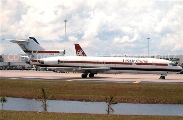 Flugzeuge Zivil US Air Shuttle Boeing 727-254 N916TS c/