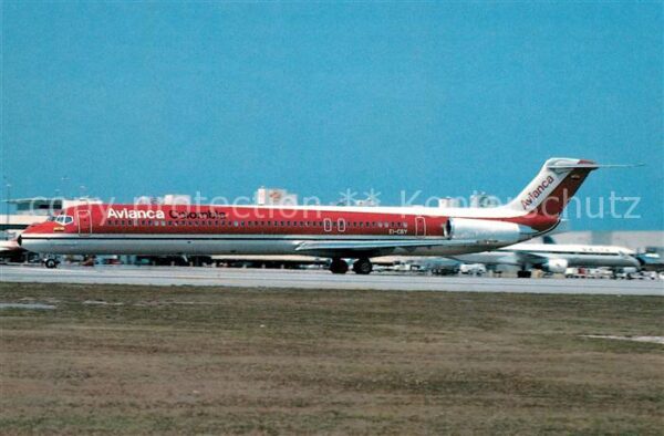 Flugzeuge Zivil Avianca Mc Donnell Douglas MD-83 EI-CBY