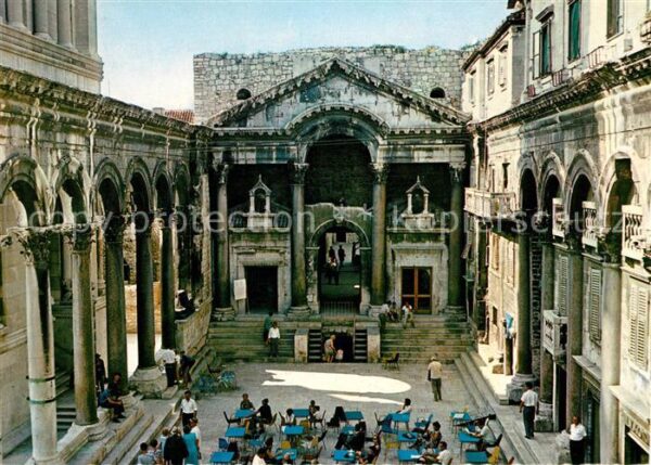 Split Spalato Peristil