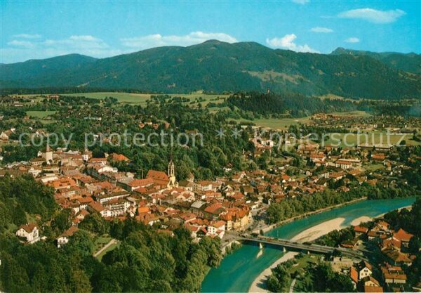 Bad Toelz Fliegeraufnahme mit Isar und Tegernseer