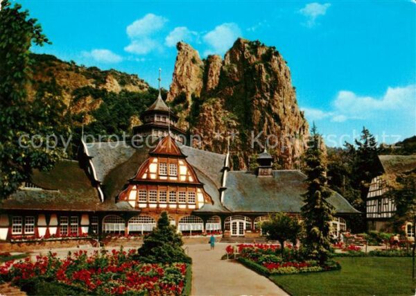 Bad Muenster Stein Ebernburg Bäderhaus mit Rheingrafenstein