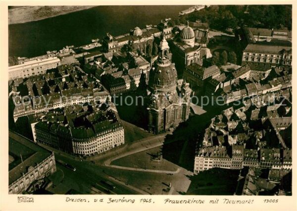 Dresden Fliegeraufnahme vor 1945 mit Frauenkirc