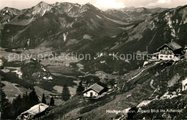 Traunstein Oberbayern mit Hochgern und Achental