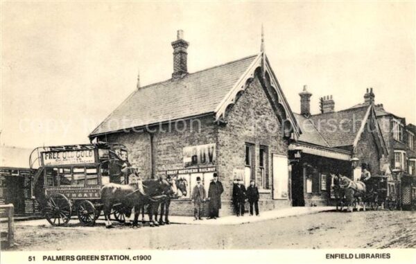 London Palmers Green Station