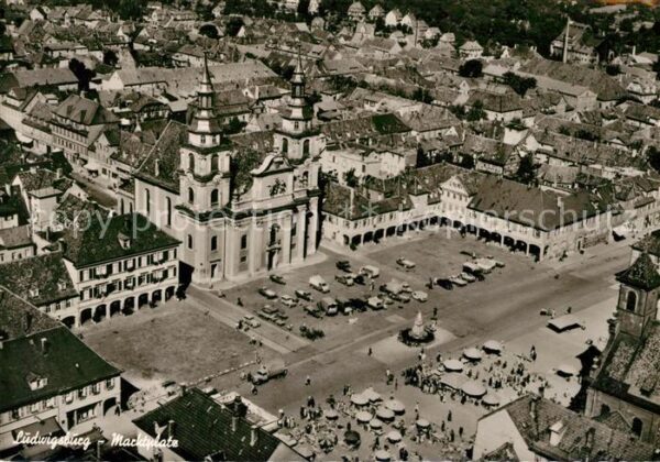 Ludwigsburg Wuerttemberg Fliegeraufnahme Marktplatz